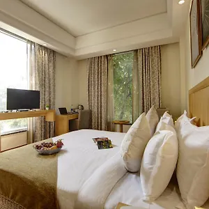 4* Hotel Saltstayz Select - Galleria Market & Golf Course Road